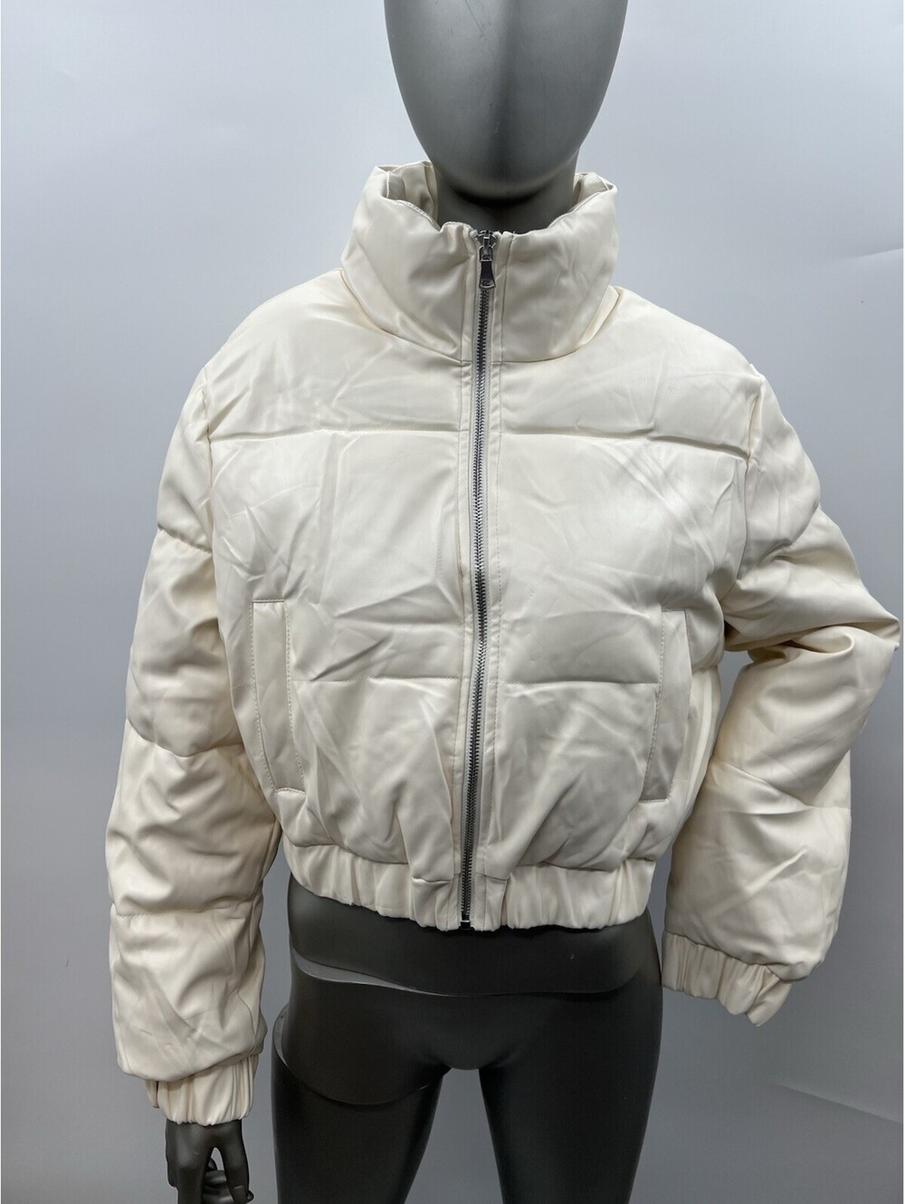 NWT Women’s Love Tree Full Zip Faux Leather Puffer White Jacket Size L